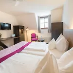 Hotel Der Salzburger Hof 4*