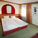 Hotel Der Salzburger Hof 4*
