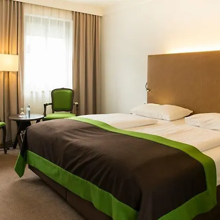 호텔 Der Salzburger Hof 4*