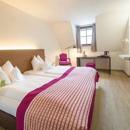 Der Salzburger Hof Hotell 4*