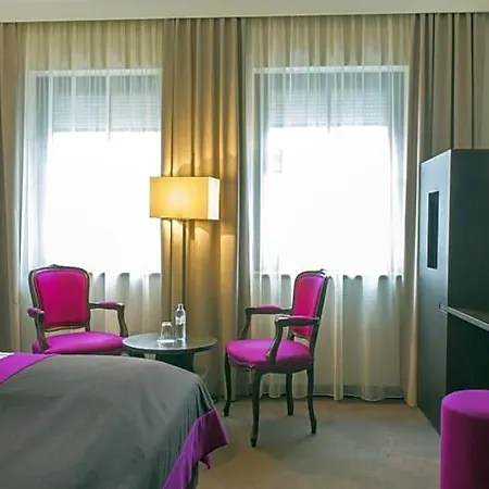 Der Salzburger Hof Otel